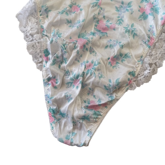VINTAGE ASHLEY TAYLOR FLORAL BODYSUIT - Picture 4 of 5